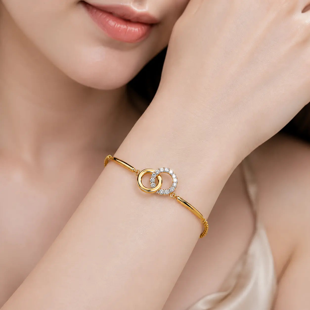 Ally Mingled 18K Gold Plated Moissanite Diamond Bracelet